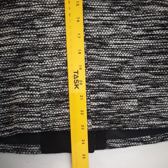 Conrad C Collection Ladies Size 10 Black & White Full Offset Zipper Lined Blazer - Picture 10 of 10